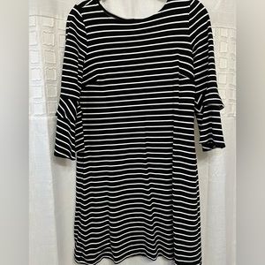 Ann Taylor factory black and white stripes dress. Size M.